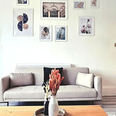 Spacious Haven With Free Parking 格拉斯哥 外观 照片
