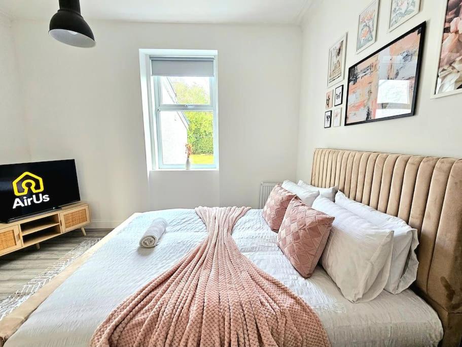 Spacious Haven With Free Parking 格拉斯哥 外观 照片