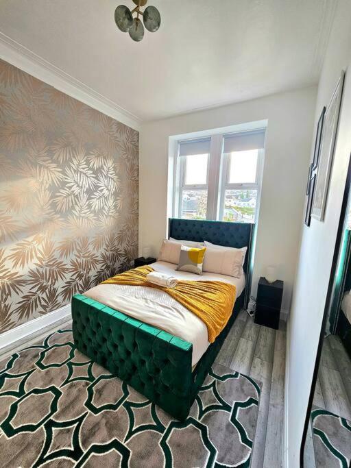 Spacious Haven With Free Parking 格拉斯哥 外观 照片